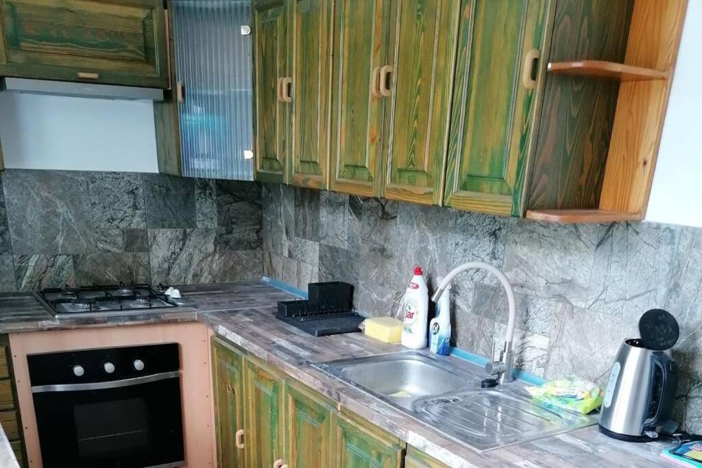 Apartman Blizko Hlavnej Stanice A Centra Mesta Bártfa Kültér fotó