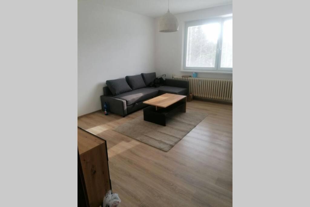 Apartman Blizko Hlavnej Stanice A Centra Mesta Bártfa Kültér fotó